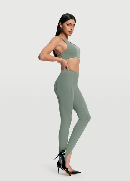 High-Waisted Stirrup